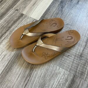 Olukai sandals